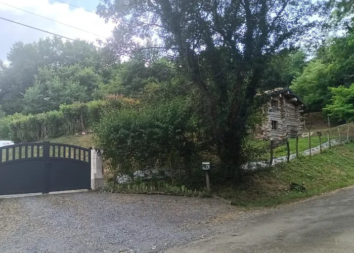 Bed & Breakfast D Hotes La Du Haoure 3*